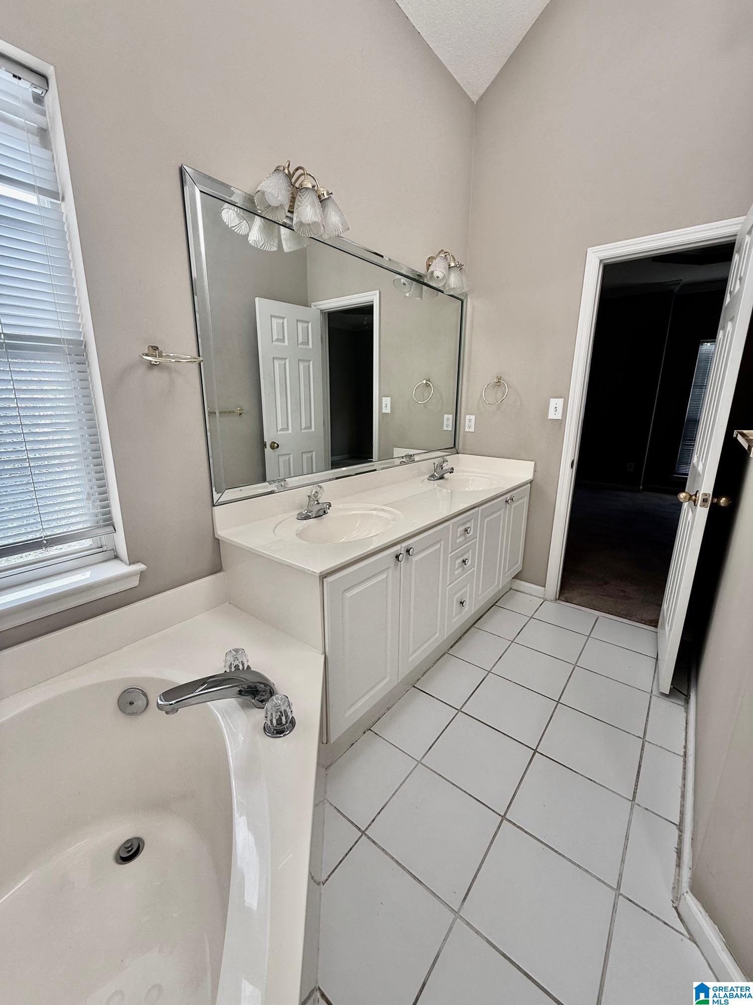 1652 Oliver Road Leeds, AL 35094 - Photo 19 of 28 Gallery Image 19