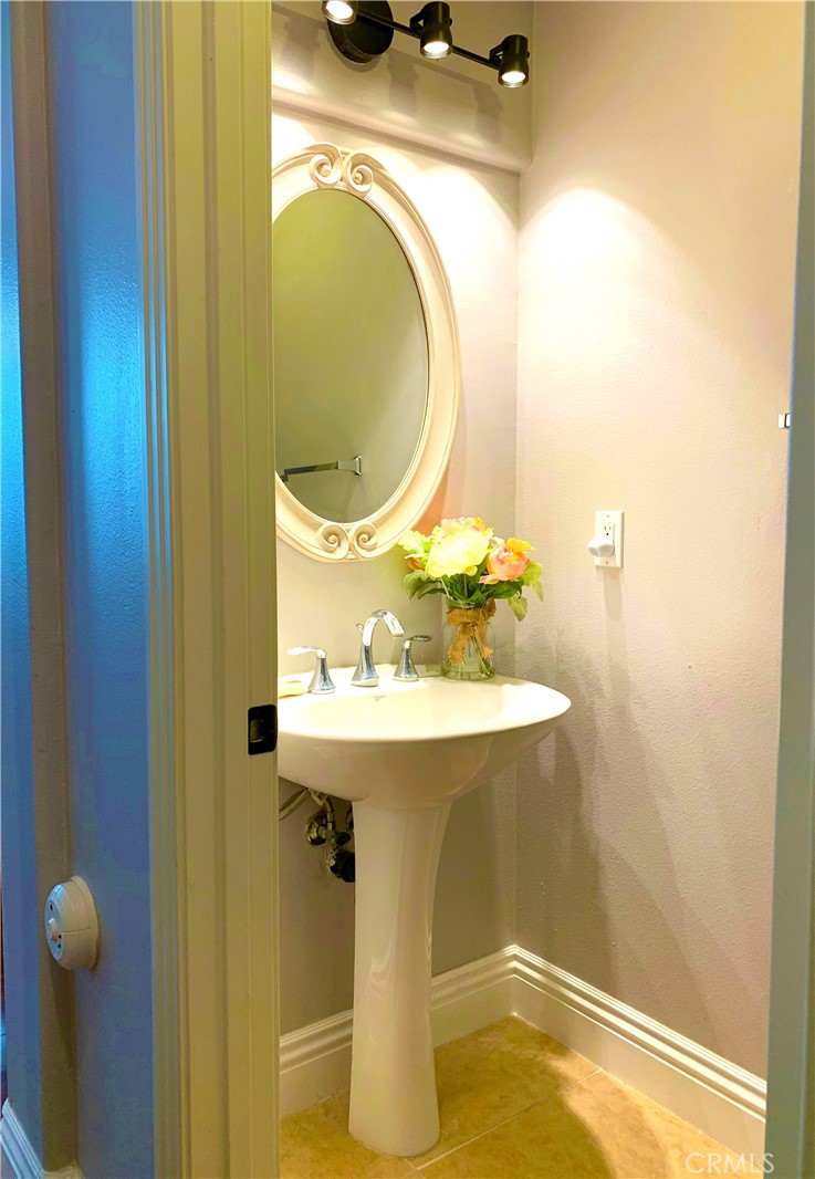 31891 Domenoe Way Temecula, CA 92592 - Photo 12 of 36 Bathroom on the first floor