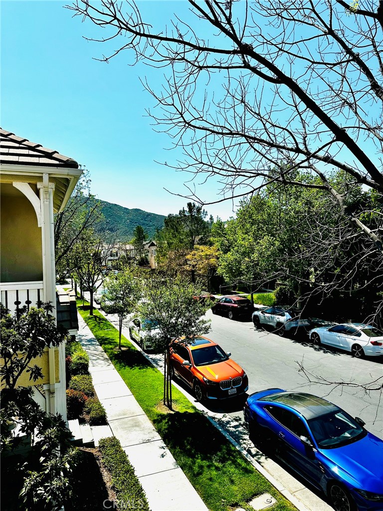 31891 Domenoe Way Temecula, CA 92592 - Photo 22 of 36 Balcony with mountain view and neighborhood view