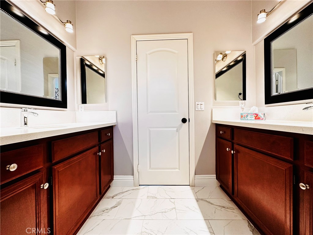 31891 Domenoe Way Temecula, CA 92592 - Photo 29 of 36