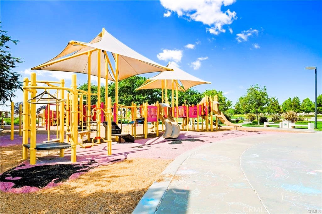 31891 Domenoe Way Temecula, CA 92592 - Photo 35 of 36 Wolf Creek Community Playground