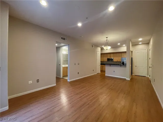 $1,450 | 68 East Serene Avenue, Unit 225, Las Vegas, NV 89123