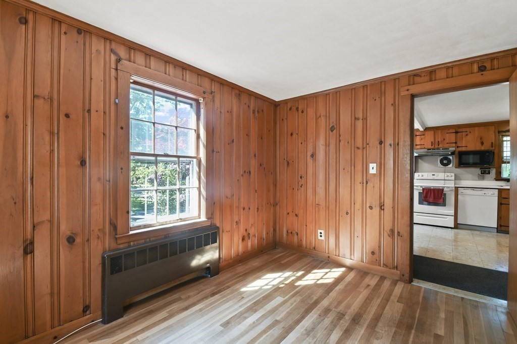 6 Oakhurst Road Beverly, MA 01915 - Photo 10 of 38 Gallery Image 10