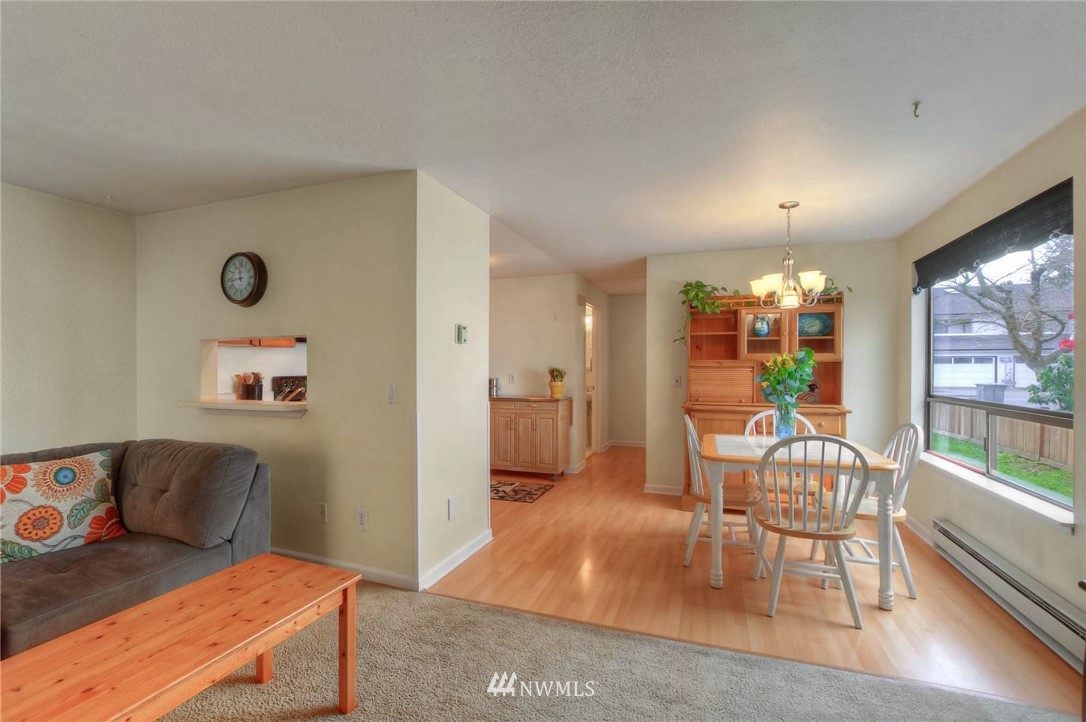 4126 Northeast 5th Street Renton, WA 98059 - Photo 8 of 19 Gallery Image 8