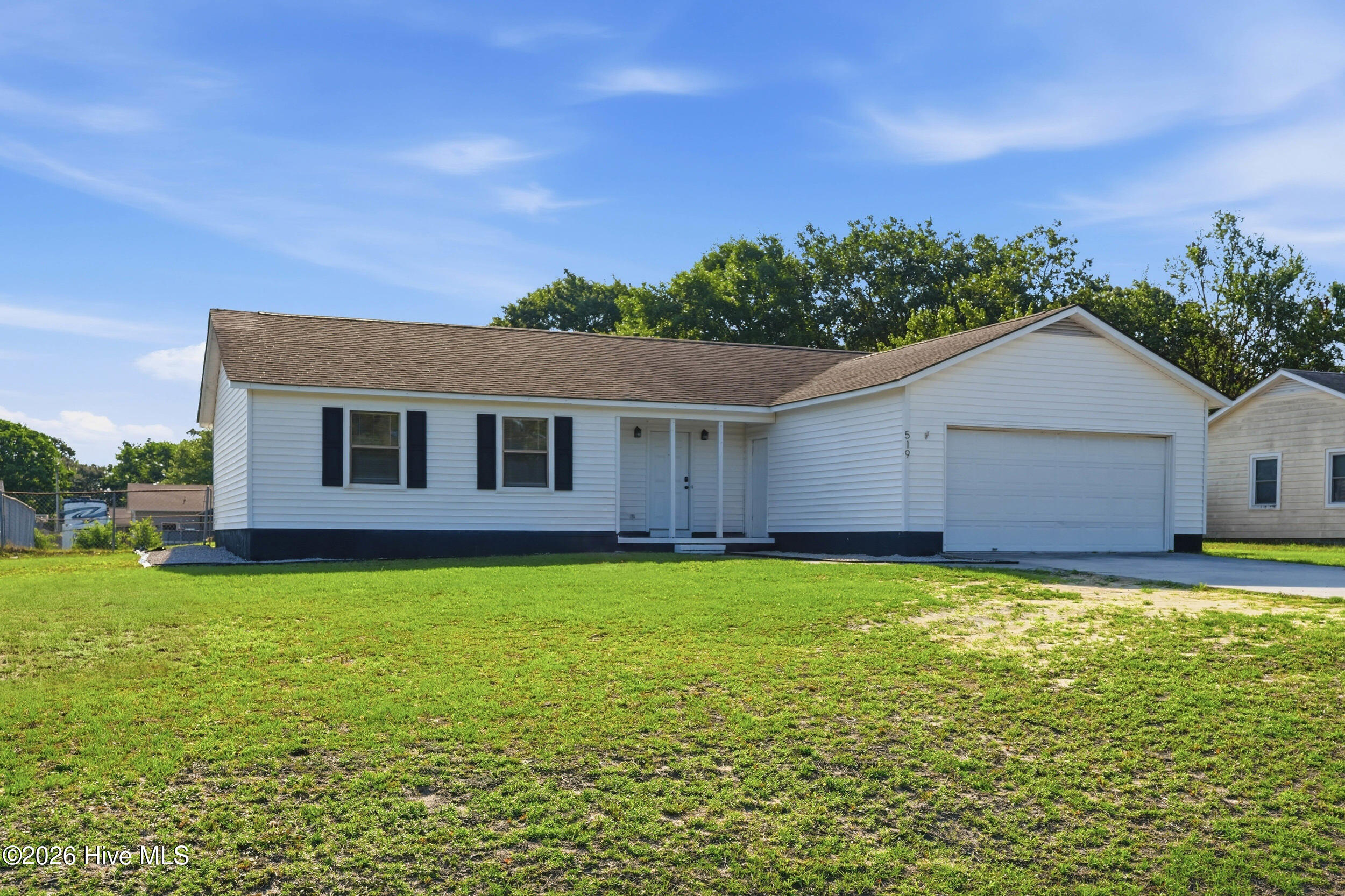 519 Sand Ridge Road Hubert, NC 28539 - Photo 2 of 39