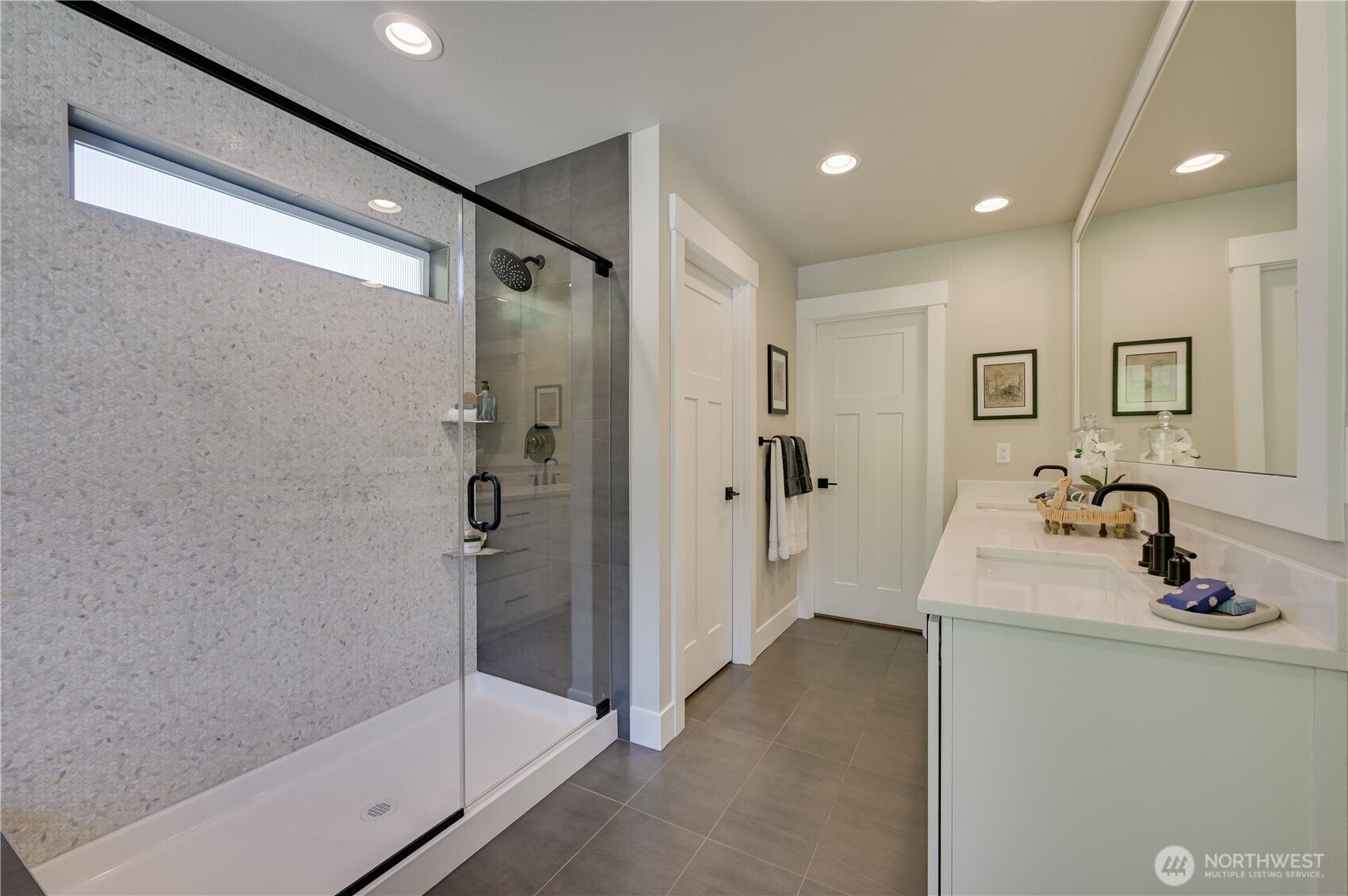 19231 Meridian Drive Southeast, Unit CW 13 Bothell, WA 98012 - Photo 29 of 36
