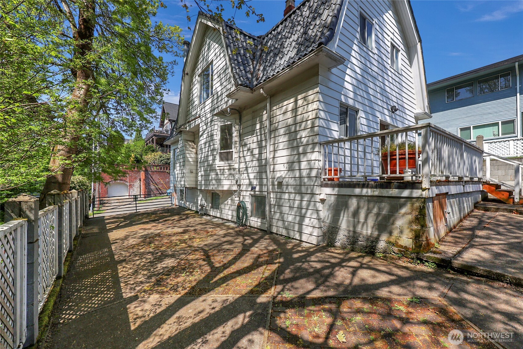 924 3rd Avenue West Seattle, WA 98119 - Photo 1 of 18