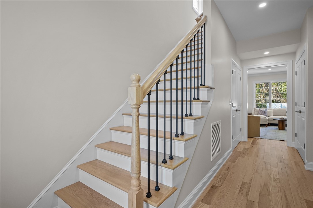 191 Pippin Orchard Road Cranston, RI 02921 - Photo 14 of 45