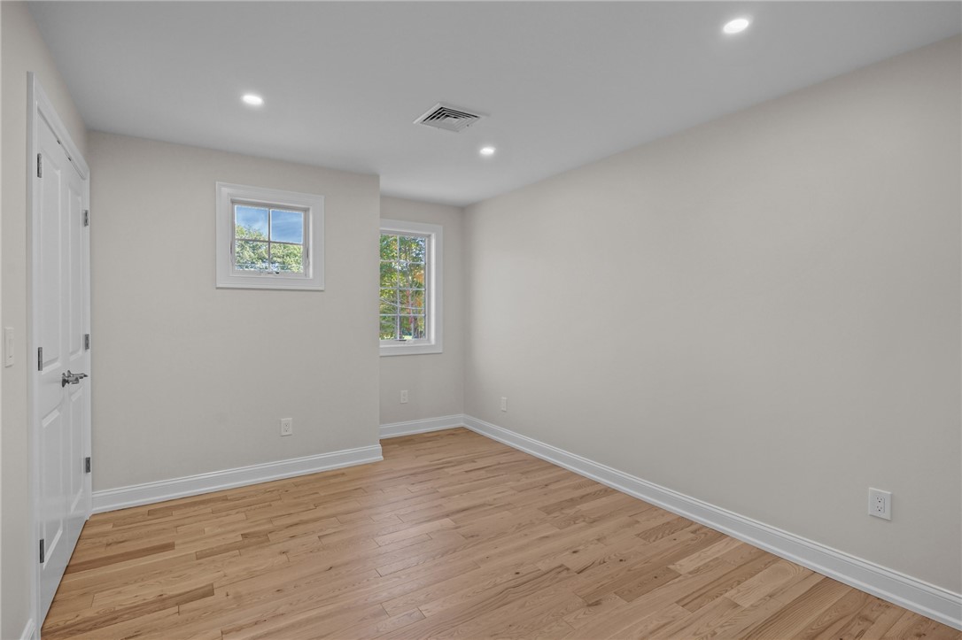 191 Pippin Orchard Road Cranston, RI 02921 - Photo 20 of 45