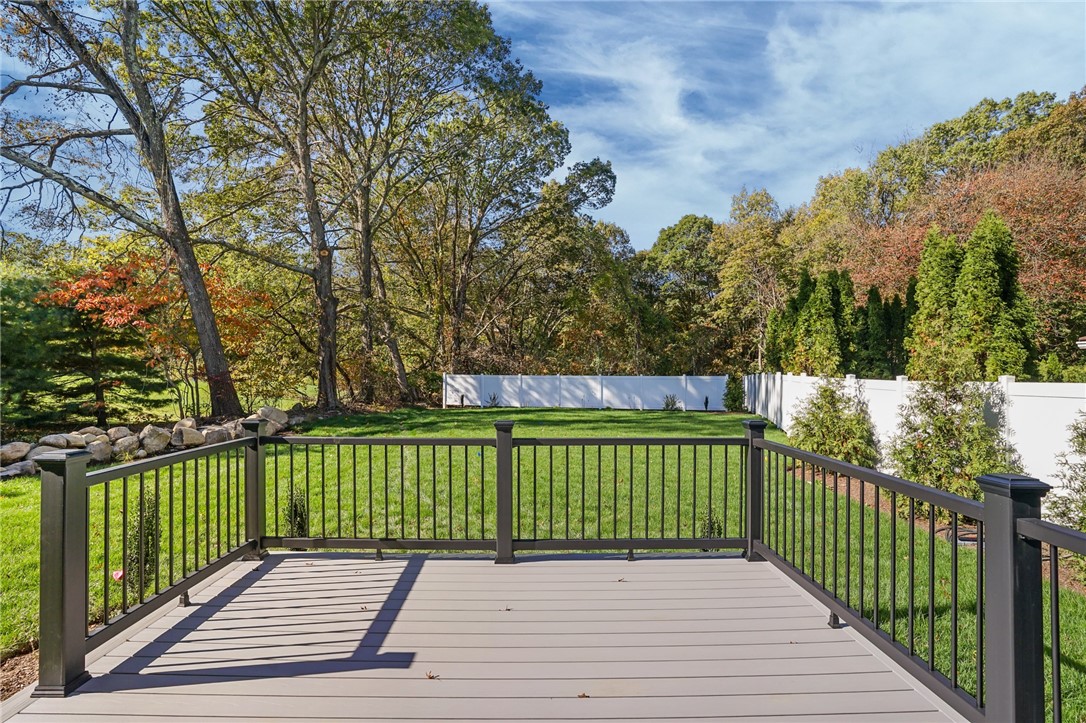 191 Pippin Orchard Road Cranston, RI 02921 - Photo 42 of 45