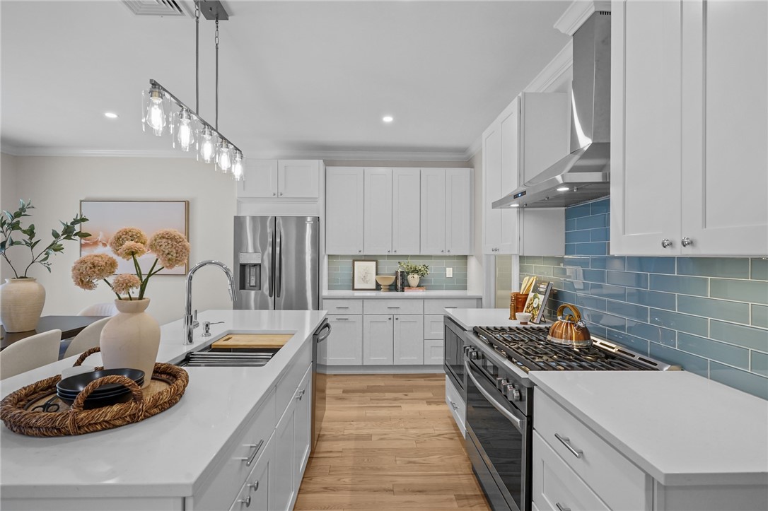 191 Pippin Orchard Road Cranston, RI 02921 - Photo 5 of 45