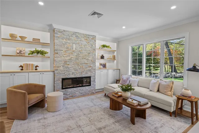 $899,000 | 191 Pippin Orchard Road, Cranston, RI 02921