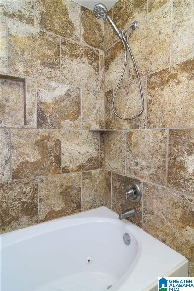 204 Stone Circle Pelham, AL 35124 - Photo 29 of 40