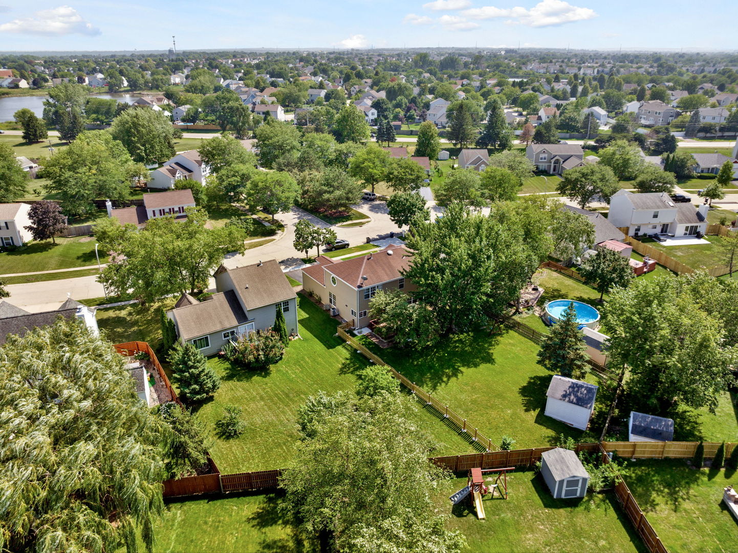 1860 Gleneagle Circle Elgin, IL 60123 - Photo 54 of 55