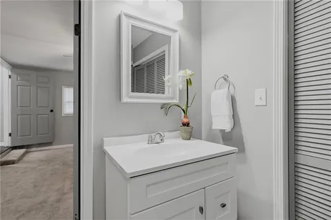 $215,000 | 10515 Palmer Avenue, Kansas City, MO 64134