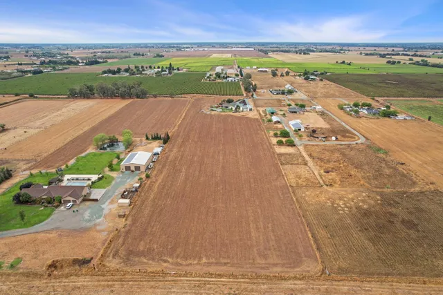 $1,150,000 | 25988 North Sowles Road, Galt, CA 95632