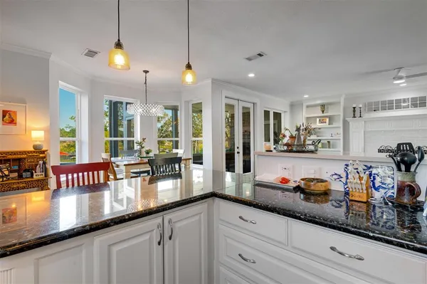 $1,950,000 | 2001 Rose Pointe, Athens, TX 75752