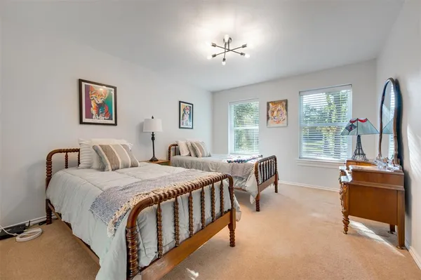 $1,950,000 | 2001 Rose Pointe, Athens, TX 75752