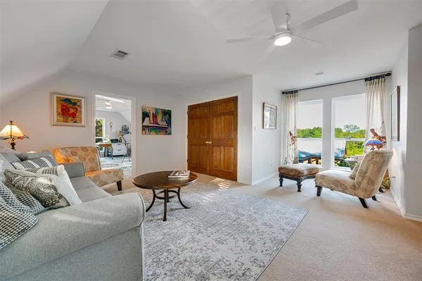 $1,950,000 | 2001 Rose Pointe, Athens, TX 75752