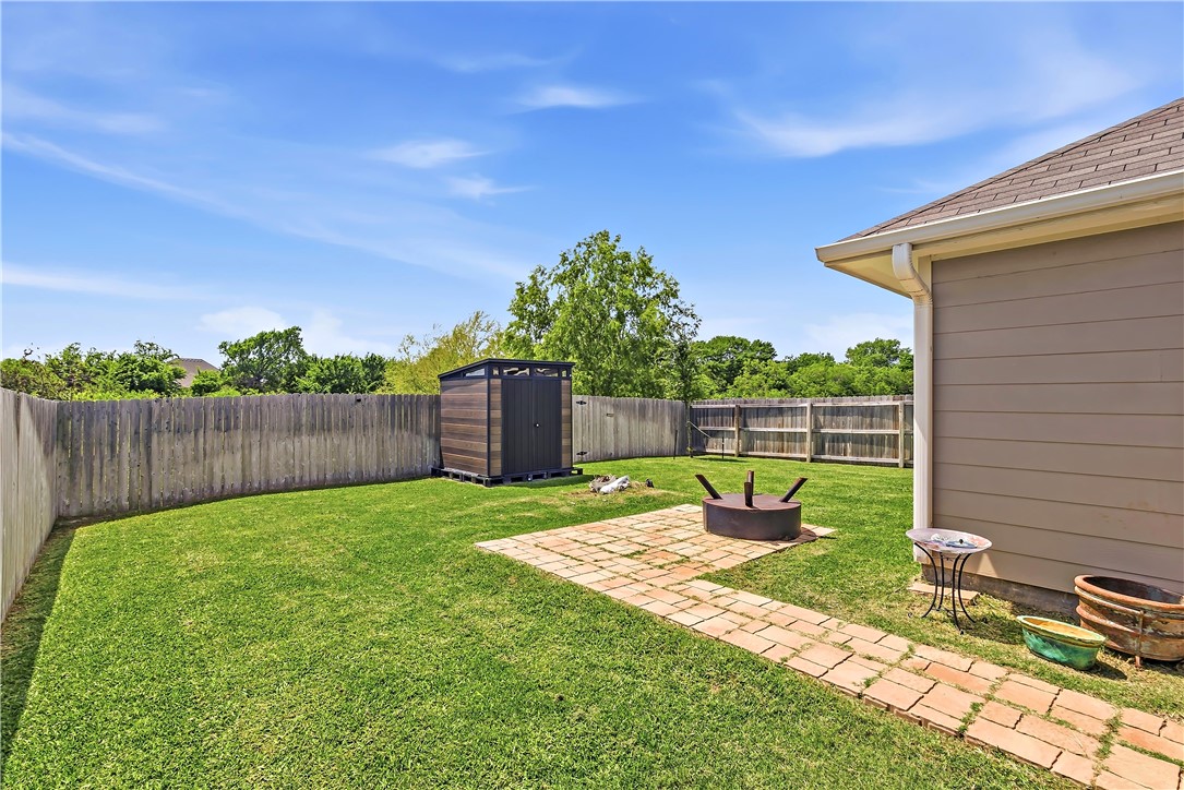 2043 Brisbane Way Bryan, TX 77807 - Photo 23 of 27