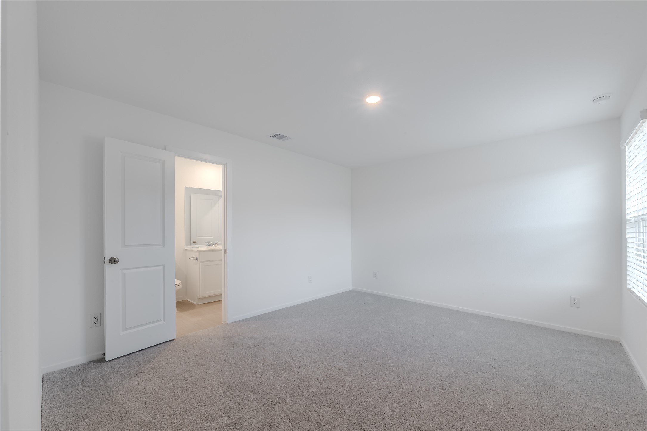 21358 Offida Lane New Caney, TX 77357 - Photo 14 of 26 a view of an empty room