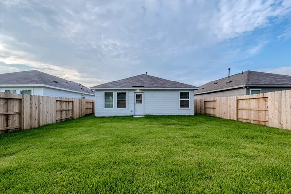 $1,800 | 21358 Offida Lane, New Caney, TX 77357