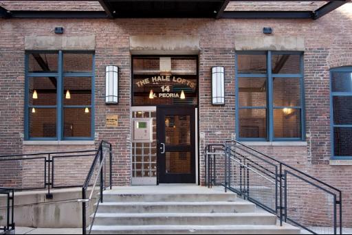 14 North Peoria Street, Unit 6D Chicago, IL 60607 - Photo 1 of 11