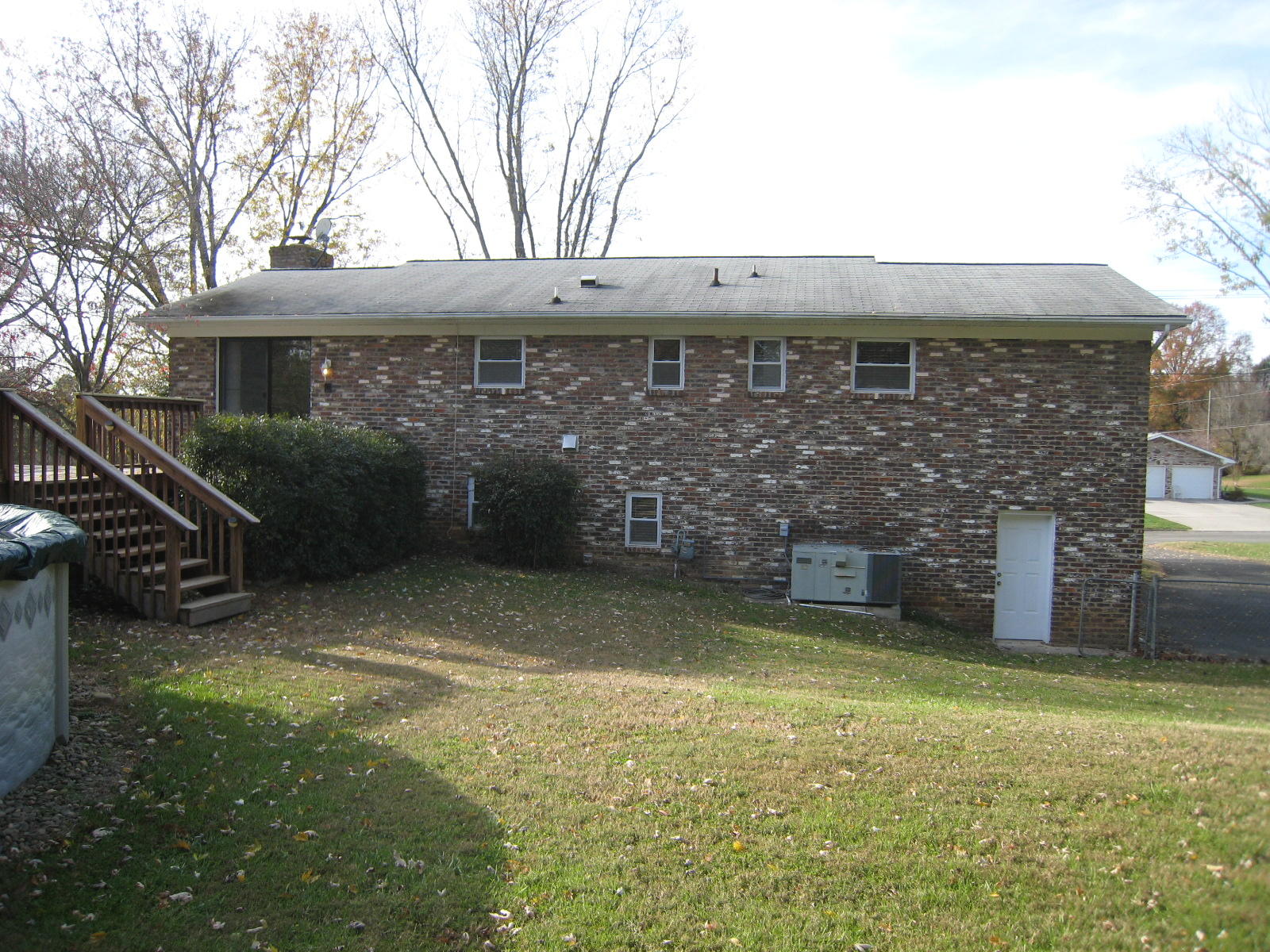 1024 Kevin Road Knoxville, TN 37923 - Photo 2 of 25 Back