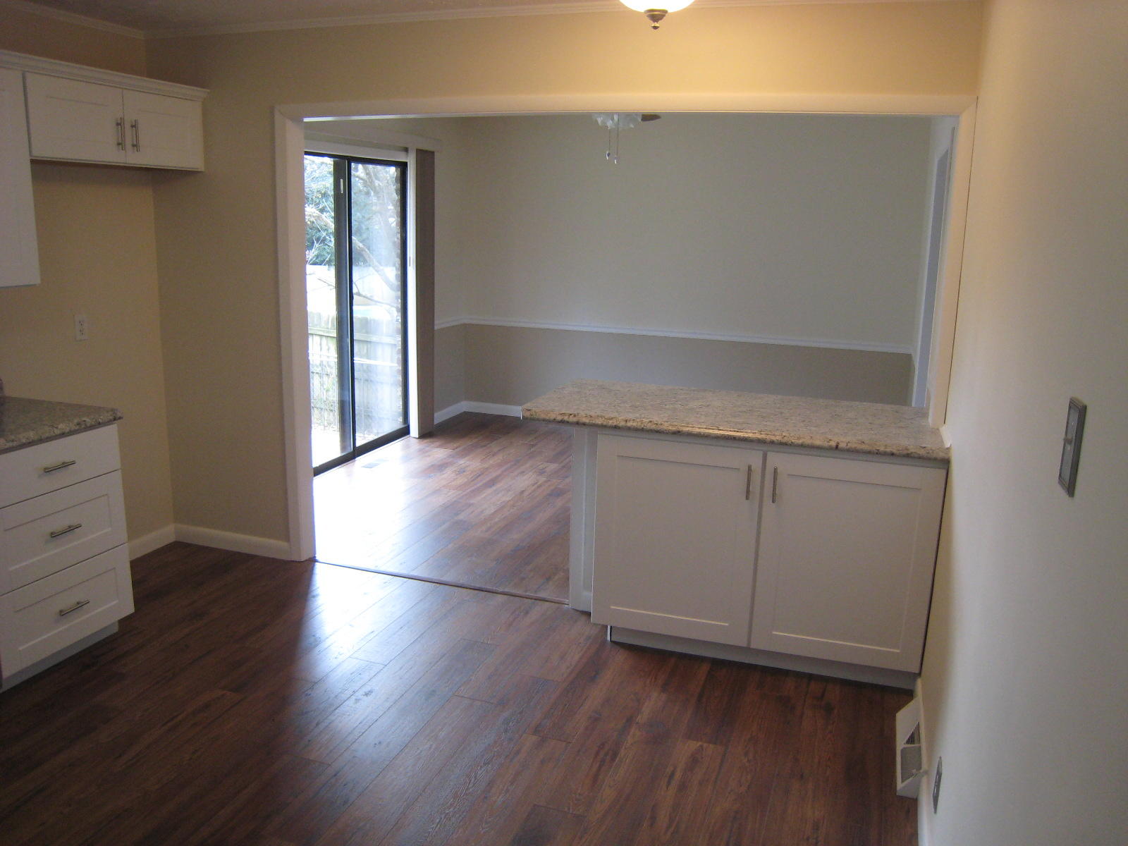 1024 Kevin Road Knoxville, TN 37923 - Photo 6 of 25 Looking from Kitchen to Dining Room