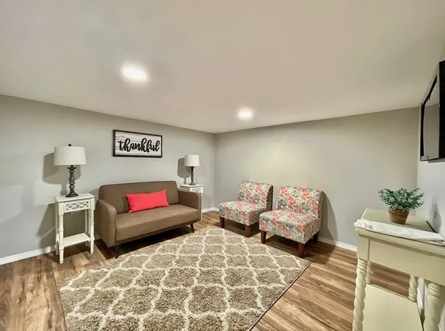 $324,950 | 867 Roosevelt Avenue, Springfield, MA 01109