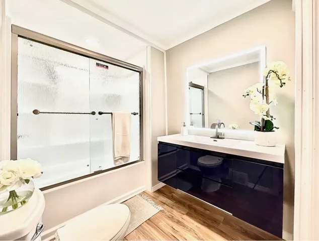 $324,950 | 867 Roosevelt Avenue, Springfield, MA 01109