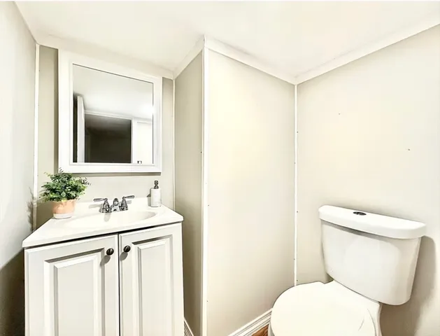 $324,950 | 867 Roosevelt Avenue, Springfield, MA 01109