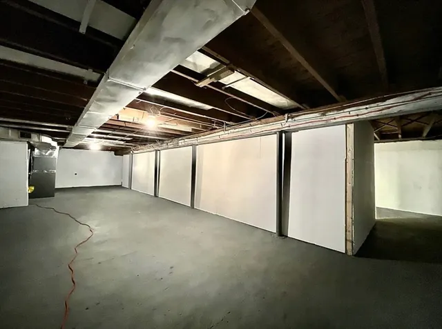 $324,950 | 867 Roosevelt Avenue, Springfield, MA 01109