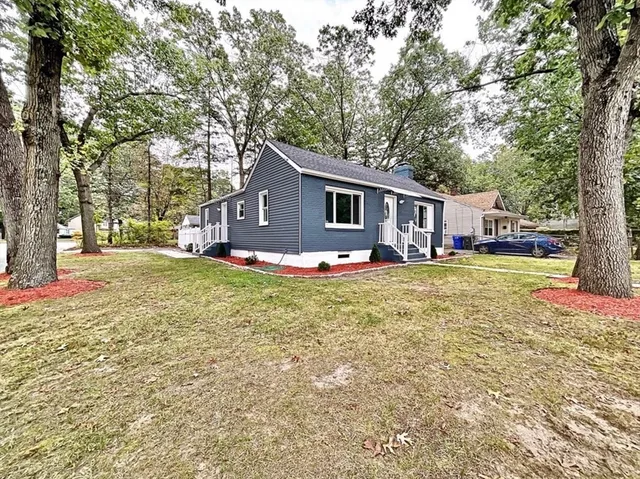 $324,950 | 867 Roosevelt Avenue, Springfield, MA 01109