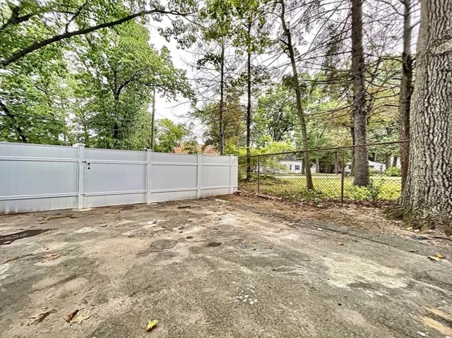 $324,950 | 867 Roosevelt Avenue, Springfield, MA 01109