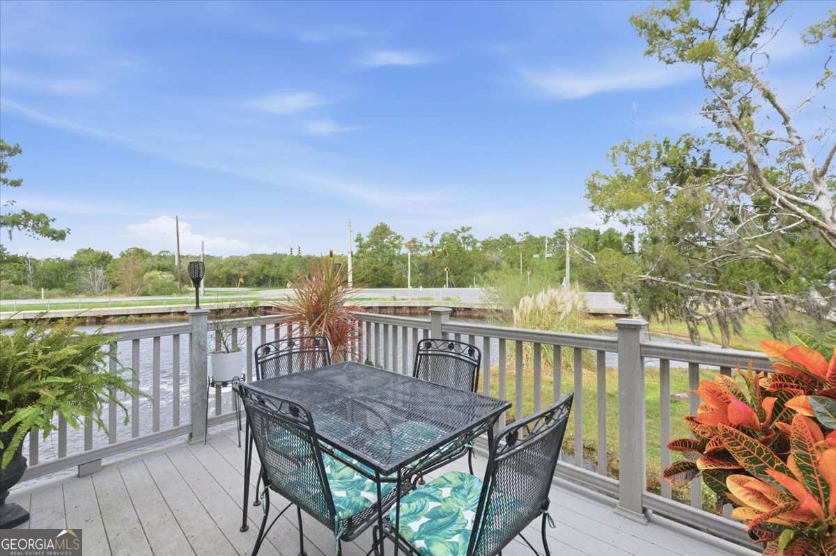 1000 Sea Island Road, Unit 68 St. Simons, GA 31522 - Photo 4 of 19 Peaceful outdoor patio