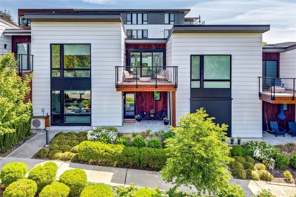 $1,175,000 | 227 Ebi Lane Northeast, Bainbridge Island, WA 98110