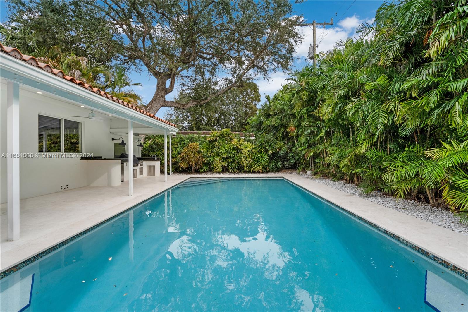 426 Hardee Road Coral Gables, FL 33146 - Photo 7 of 21