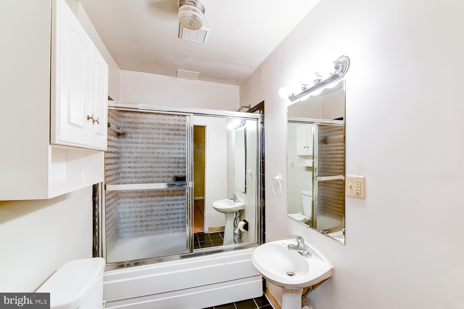 3140 Cherry Road Northeast, Unit 38 Washington, DC 20018 - Photo 31 of 35 LL Full Bath 2
