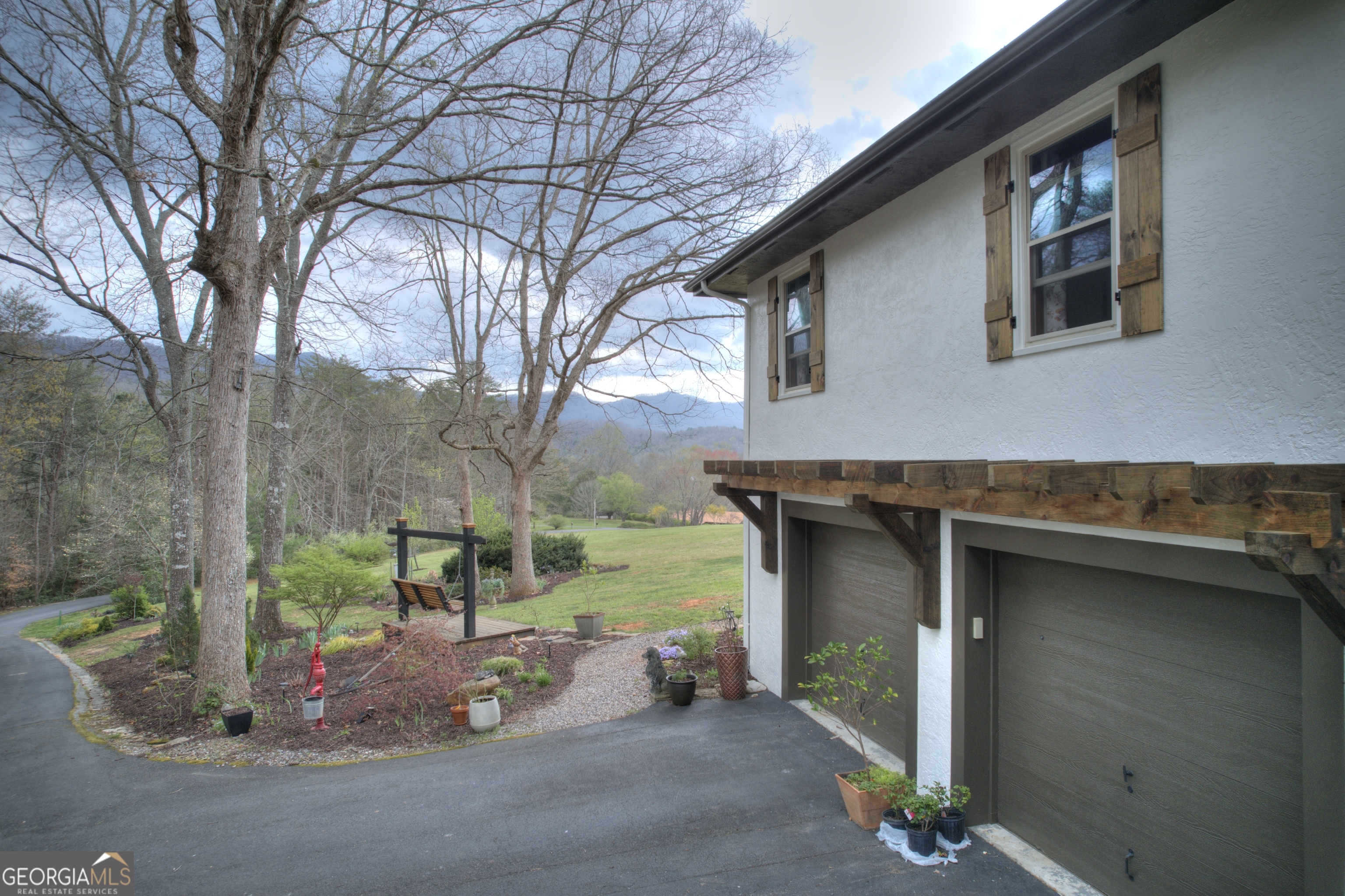 199 Oak Ridge Drive Blairsville, GA 30512 - Photo 15 of 107