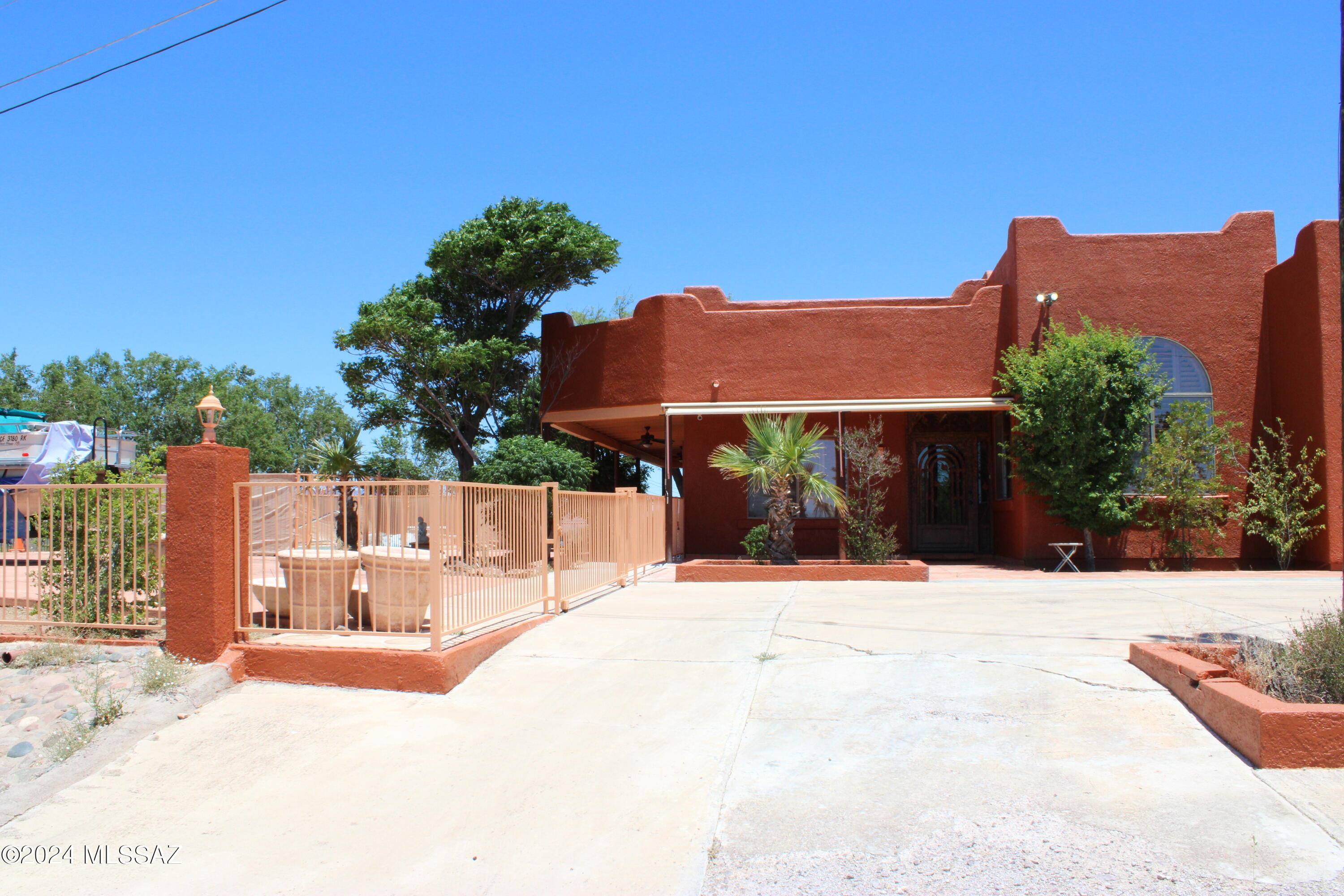871 Baya Court Rio Rico, AZ 85648 - Photo 6 of 38