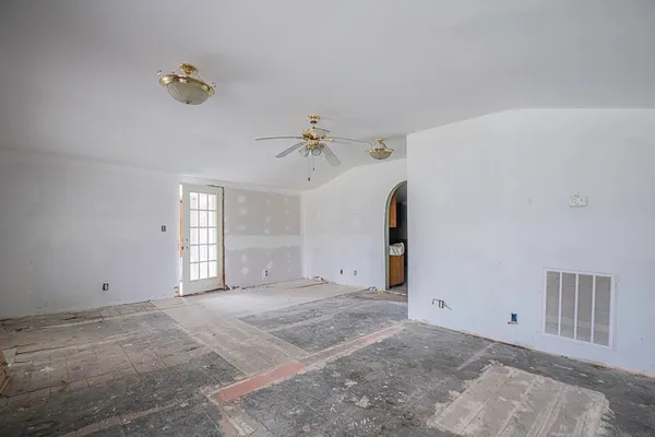 $280,000 | 5717 Highway 301, Trenton, GA 30752