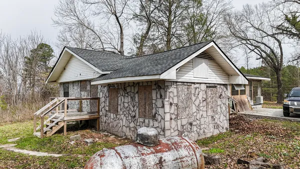 $280,000 | 5717 Highway 301, Trenton, GA 30752