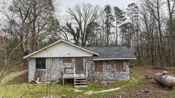 $280,000 | 5717 Highway 301, Trenton, GA 30752
