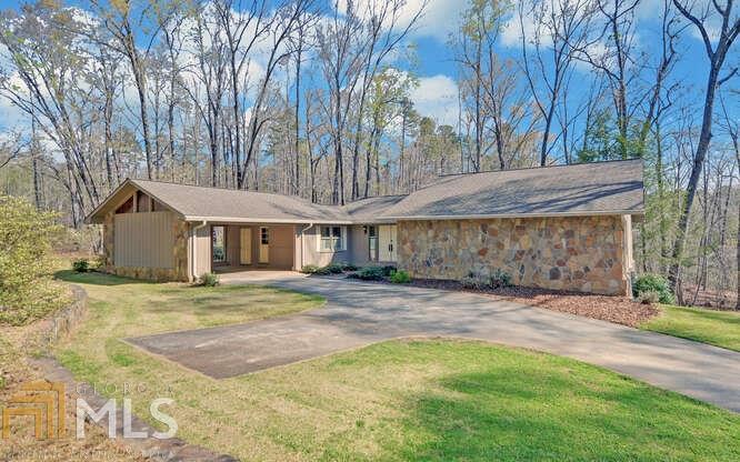 927 Long Road Toccoa, GA 30577 - Photo 1 of 1 Gallery Image 1