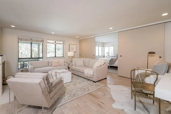$1,167,000 | 1472 Cottonwood Condo Drive, Sun Valley, ID 83353