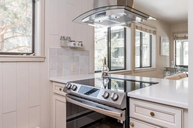 $1,167,000 | 1472 Cottonwood Condo Drive, Sun Valley, ID 83353