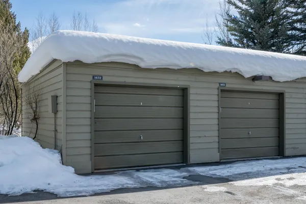 $1,167,000 | 1472 Cottonwood Condo Drive, Sun Valley, ID 83353