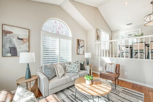 $589,000 | 1227 Minarets Avenue, Clovis, CA 93611