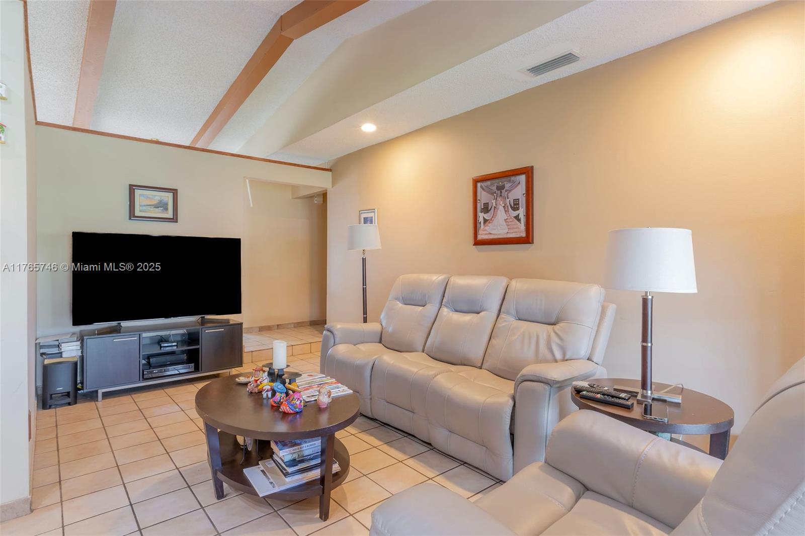 10741 Southwest 29th Street Miami, FL 33165 - Photo 23 of 44